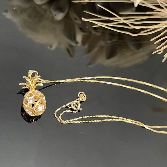 Vermeli pineapple necklace with rhinestones - Picture 1 of 4